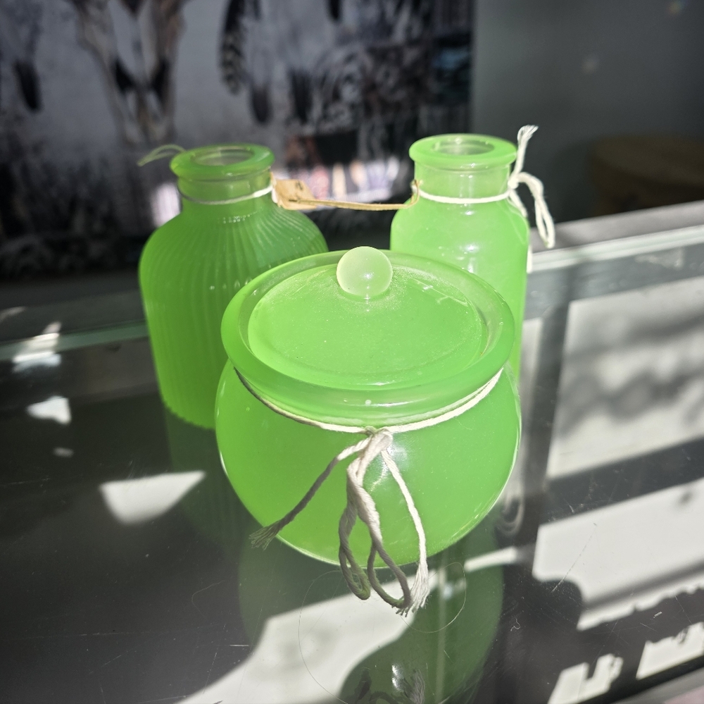 Set Of 3 Resin Jars In Flouresent Green✨️
